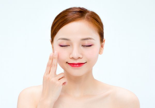 香皂洗脸对皮肤有害吗