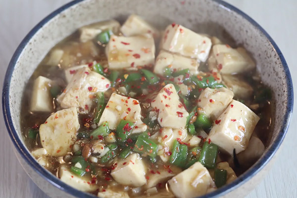 青椒烧豆腐的做法 豆腐怎么做好吃