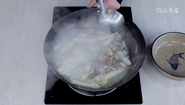 蛤蜊炖土豆家常做法  蛤蜊炖土豆怎么做