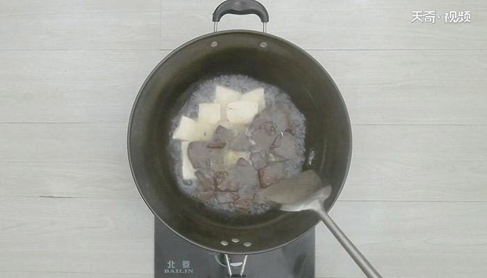 醋溜双色豆腐的做法 怎么做醋溜双色豆腐