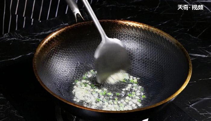 米汤炒南瓜的做法 怎么做米汤炒南瓜