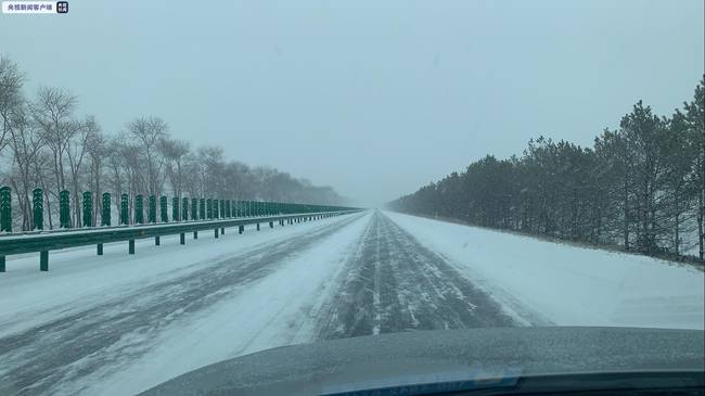 受降雪影响 黑龙江多条高速封闭