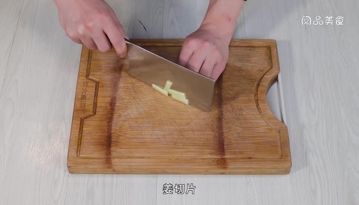 菱角焖饭怎么做 菱角焖饭的做法