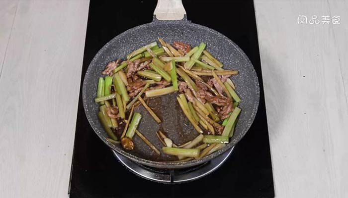 炒肉芹菜笋丝的做法 炒肉芹菜笋丝