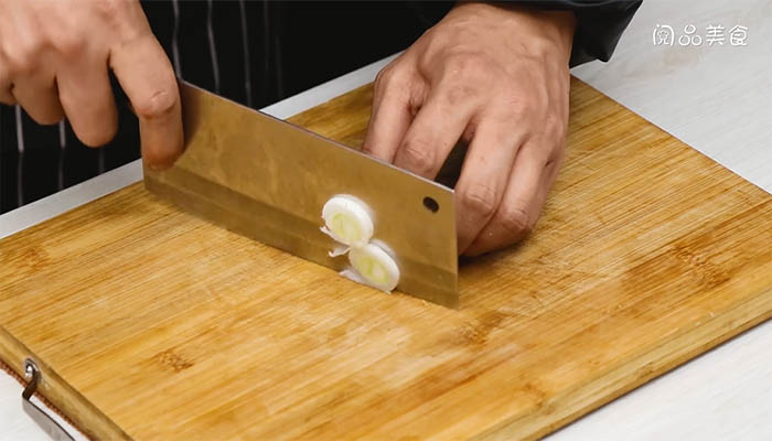 口蘑土豆片的做法 怎么做口蘑土豆片