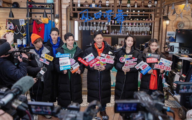 《雪舞》媒体探班 首部滑雪竞技电影传递中国梦