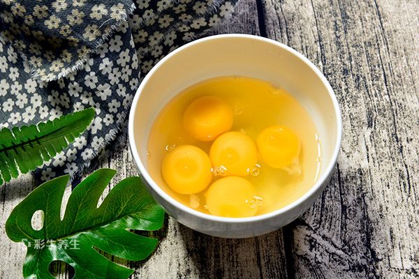 鸡蛋黄的营养价值